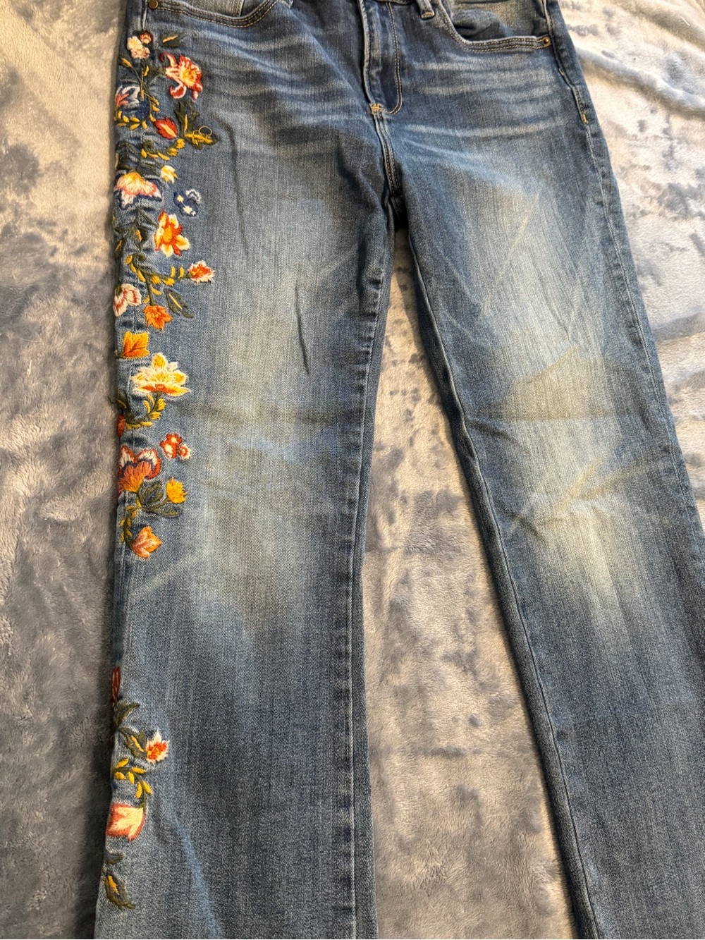 Driftwood Kelly Embroidered Floral Jeans Size 28 Bootcut Boho Stretch - Picture 7 of 14